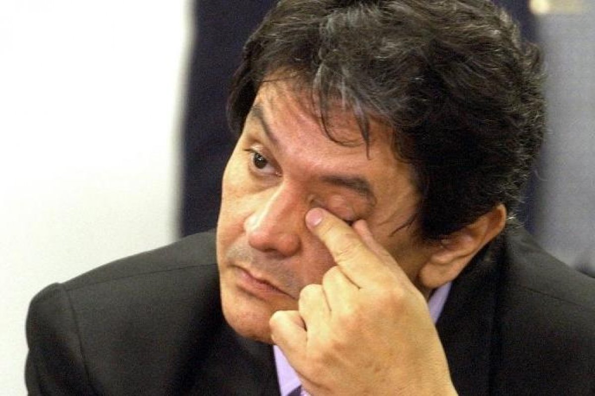Roberto Jefferson ataca STF e dispara: "Não vou entregar meu celular"