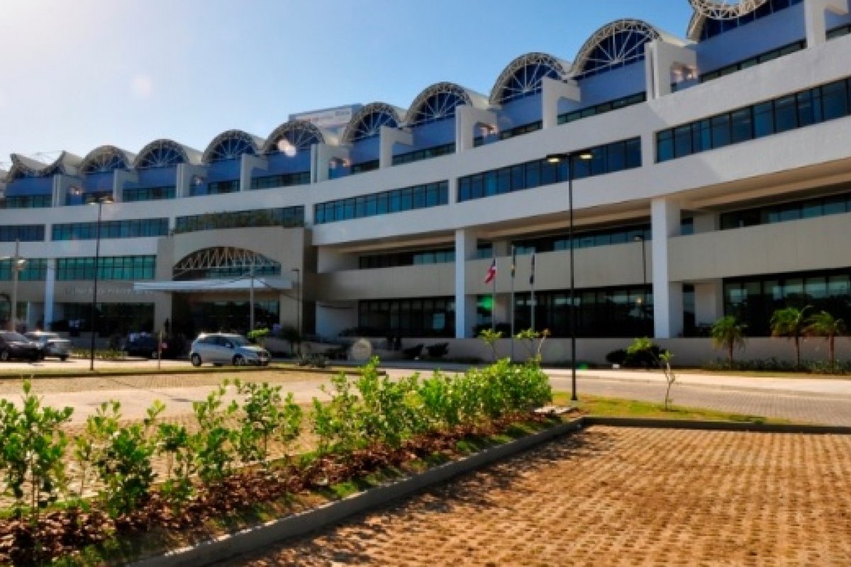 MP-BA pede à Justiça redução de 30% nas mensalidades em 15 faculdades baianas