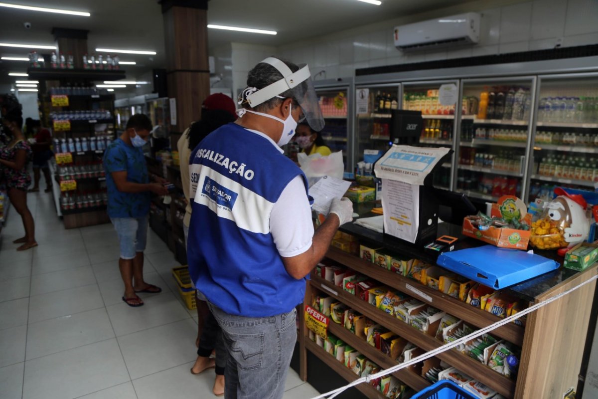 Bairros com medidas restritivas têm 815 estabelecimentos interditados