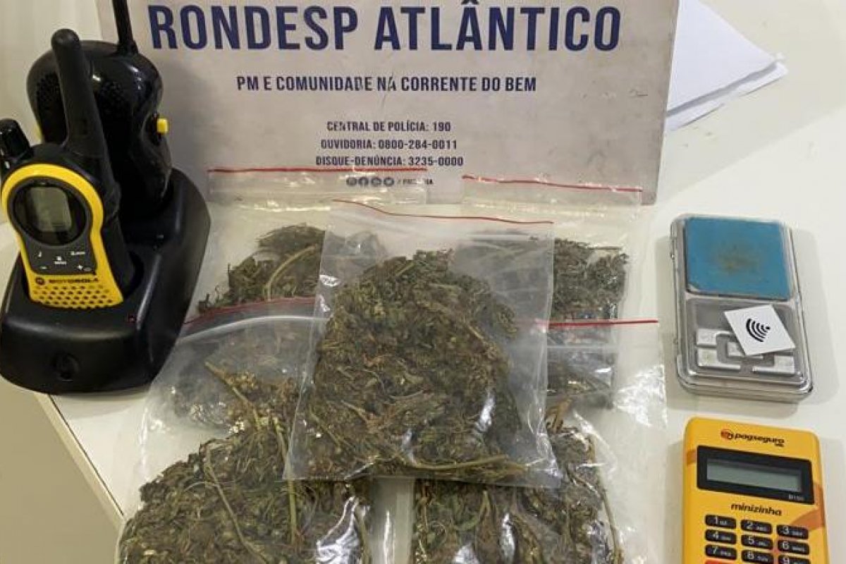 Jovem é preso após vender drogas por redes sociais