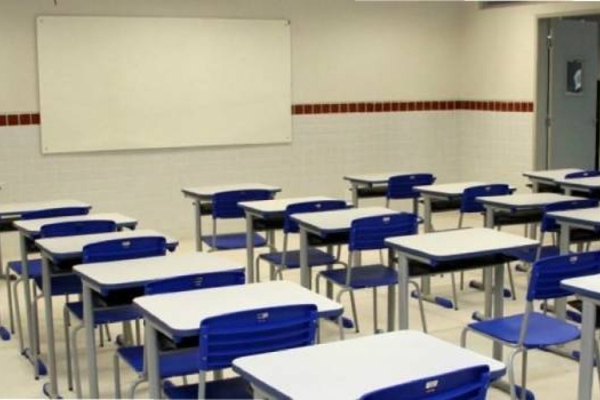Governo determina suspensão das aulas presenciais por mais 60 dias