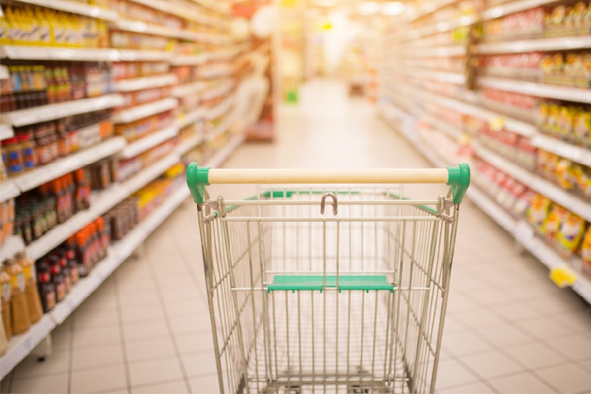 Retração no setor de serviços é a maior em 12 anos