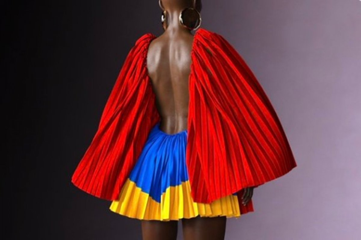 Marca africana inova com desfile 3D em meio à pandemia