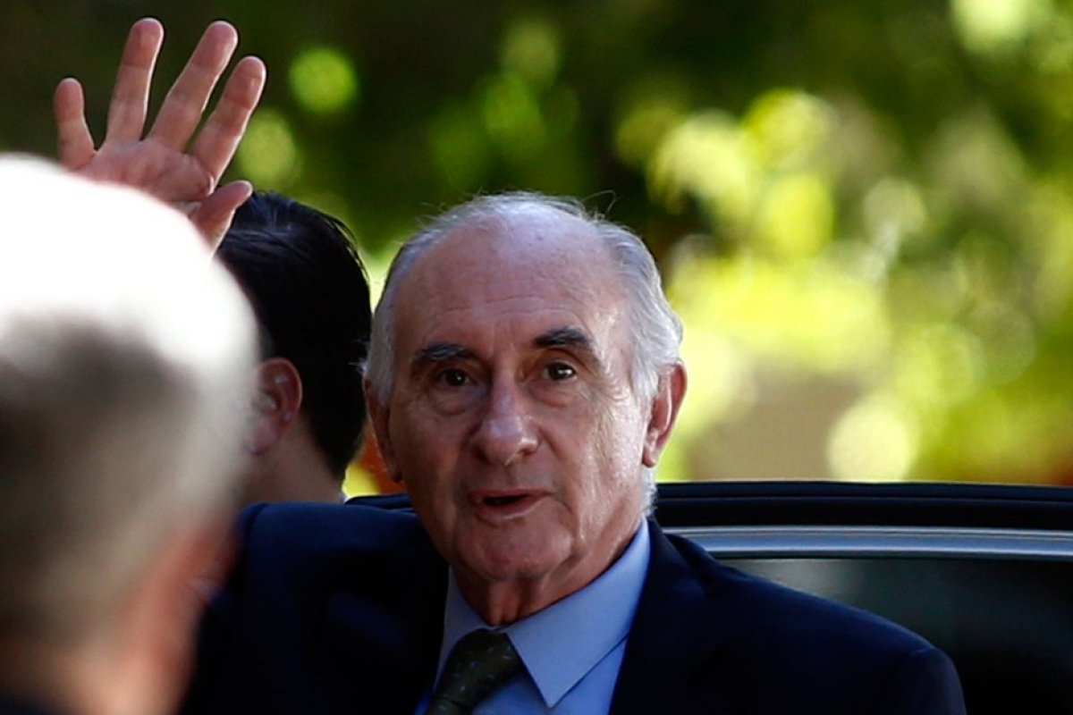 Morre o ex-presidente argentino Fernando de la Rúa