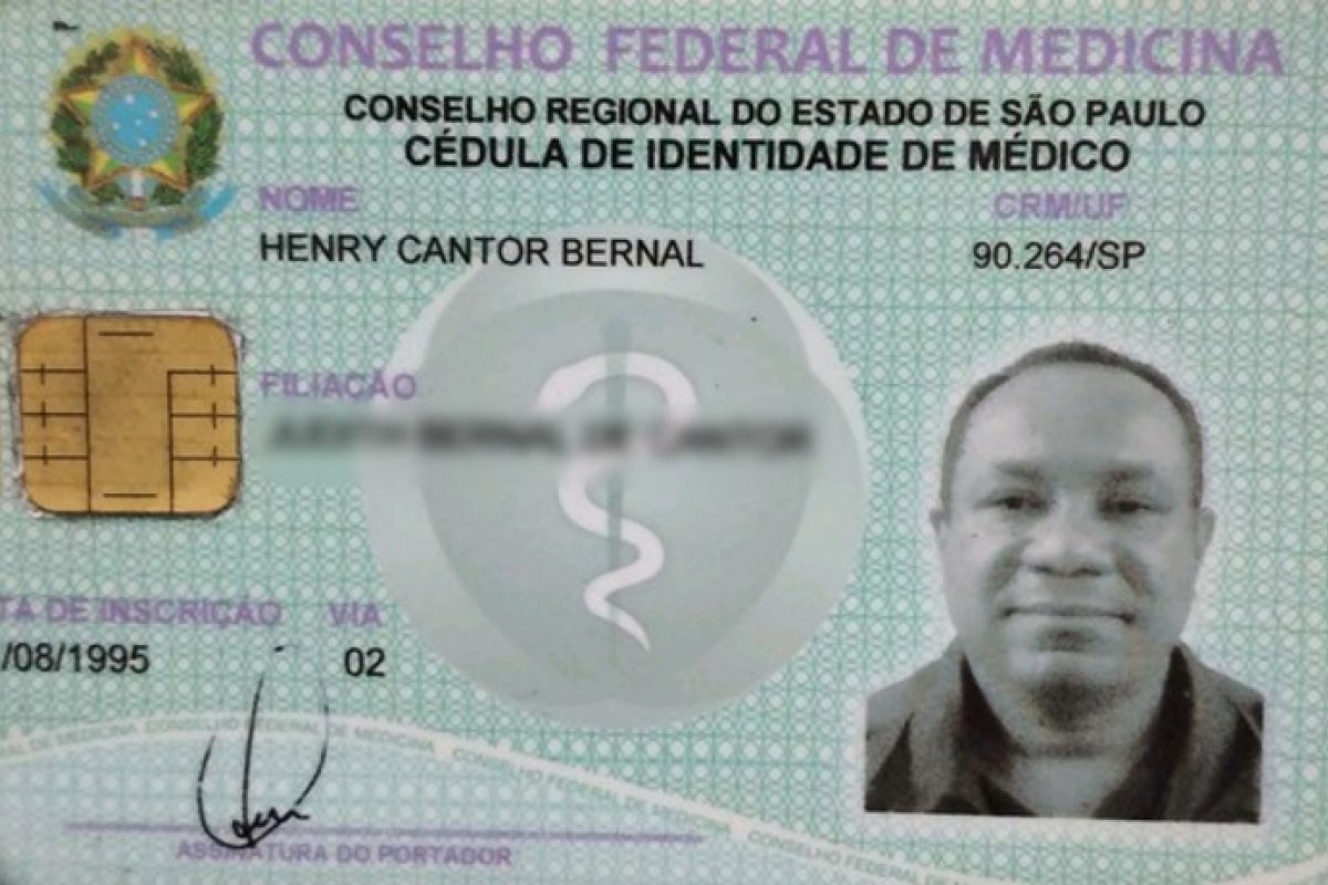 Homem é preso suspeito de atuar como falso médico em combate ao coronavírus