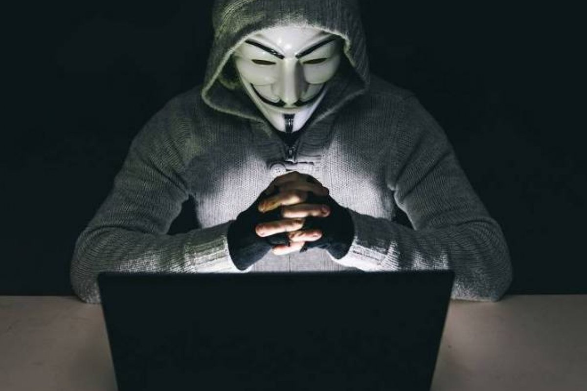 Anonymous ameça vazar crimes da polícia em todo o mundo