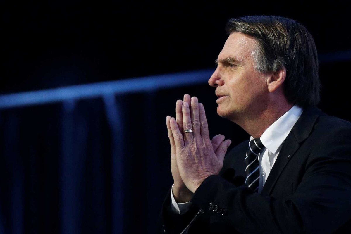Presidente decide flexibilizar obrigações fiscais de igreja