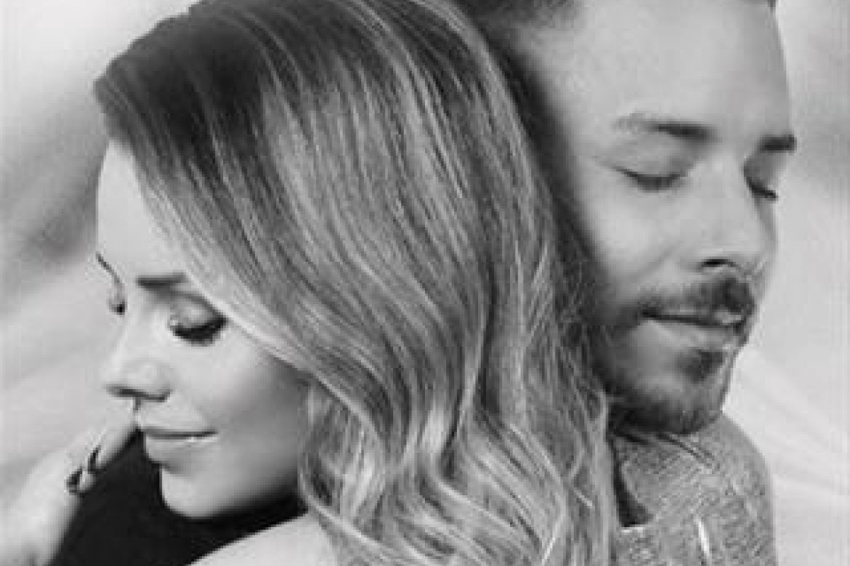 Parte do acervo de Sandy & Júnior será exposta em shopping de Salvador