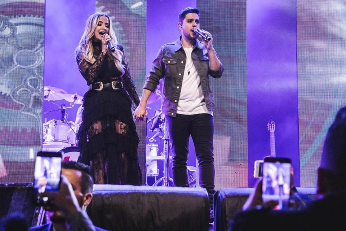 Confira as lives com show desta terça-feira