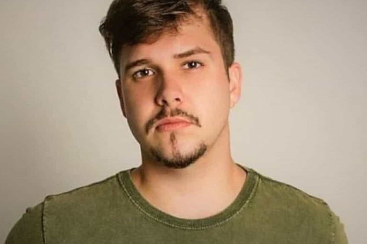 Cantor sertanejo morre em acidente de trânsito