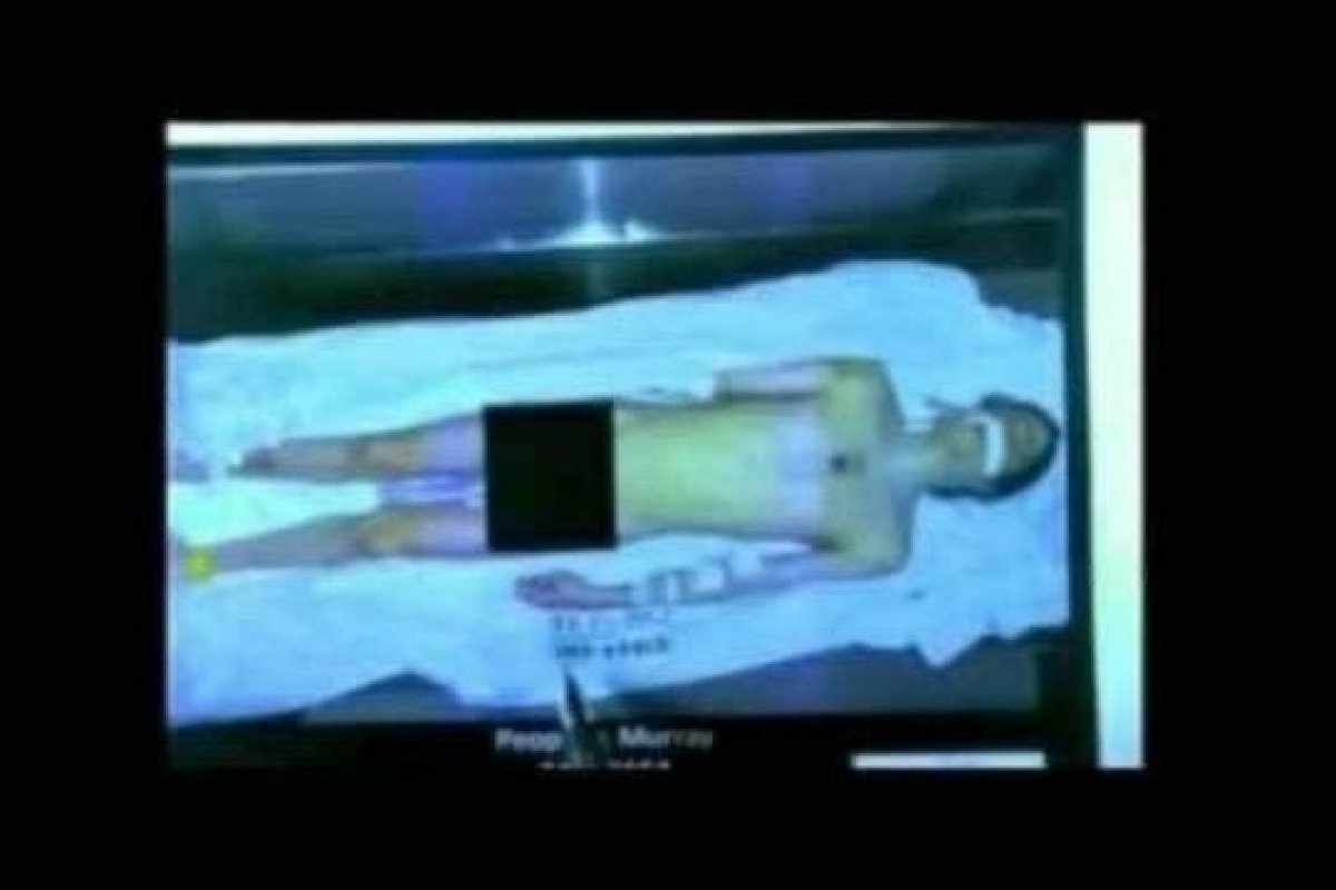 Hackers vazam suposta foto de Michael Jackson congelado em frigorífico