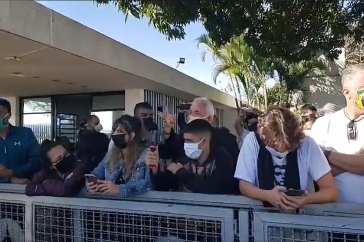 Veja vídeo: Comerciante baiano crítica Rui Costa e PT para Bolsonaro