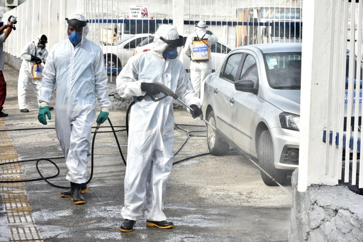 Mais de cinco mil ações de limpeza já foram feitas contra a Covid-19 em Salvador