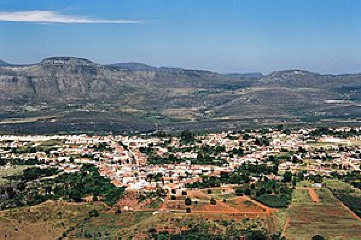 TCM pune prefeito de Piatã