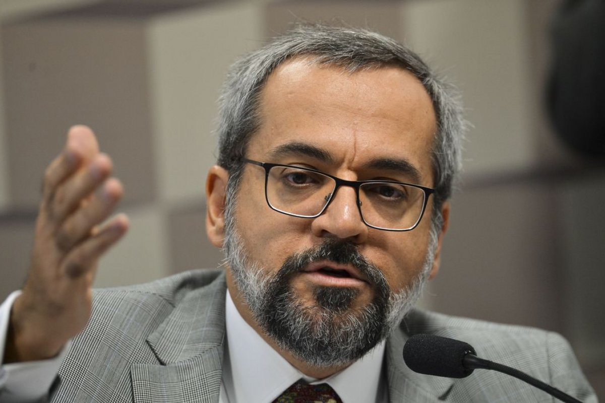 Veja vídeo: Abraham Weintraub depõe por escrito e diz defender liberdade