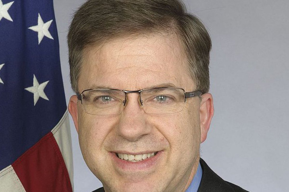 "Muitos têm ótima opinião do que está acontecendo no Brasil", afirma embaixador dos EUA no país