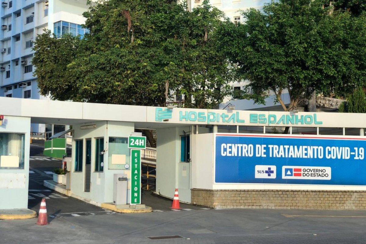 Família confirma que corpo de mulher morta pela covid-19 foi enterrado por engano