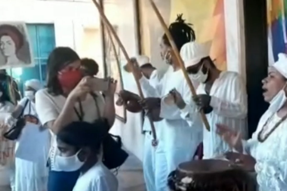 Protesto em Brasília pede saída de Sergio Camargo da Fundação Palmares