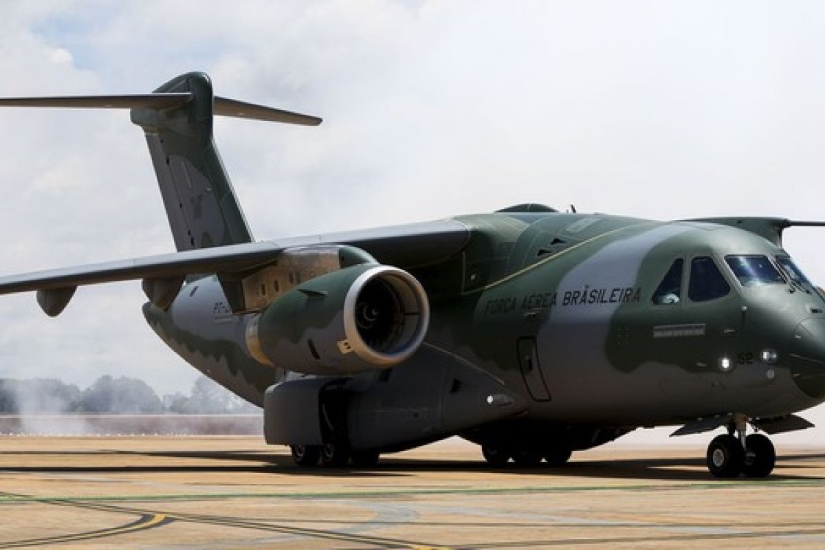 Exército Brasileiro é autorizado a operar aviões após 79 anos