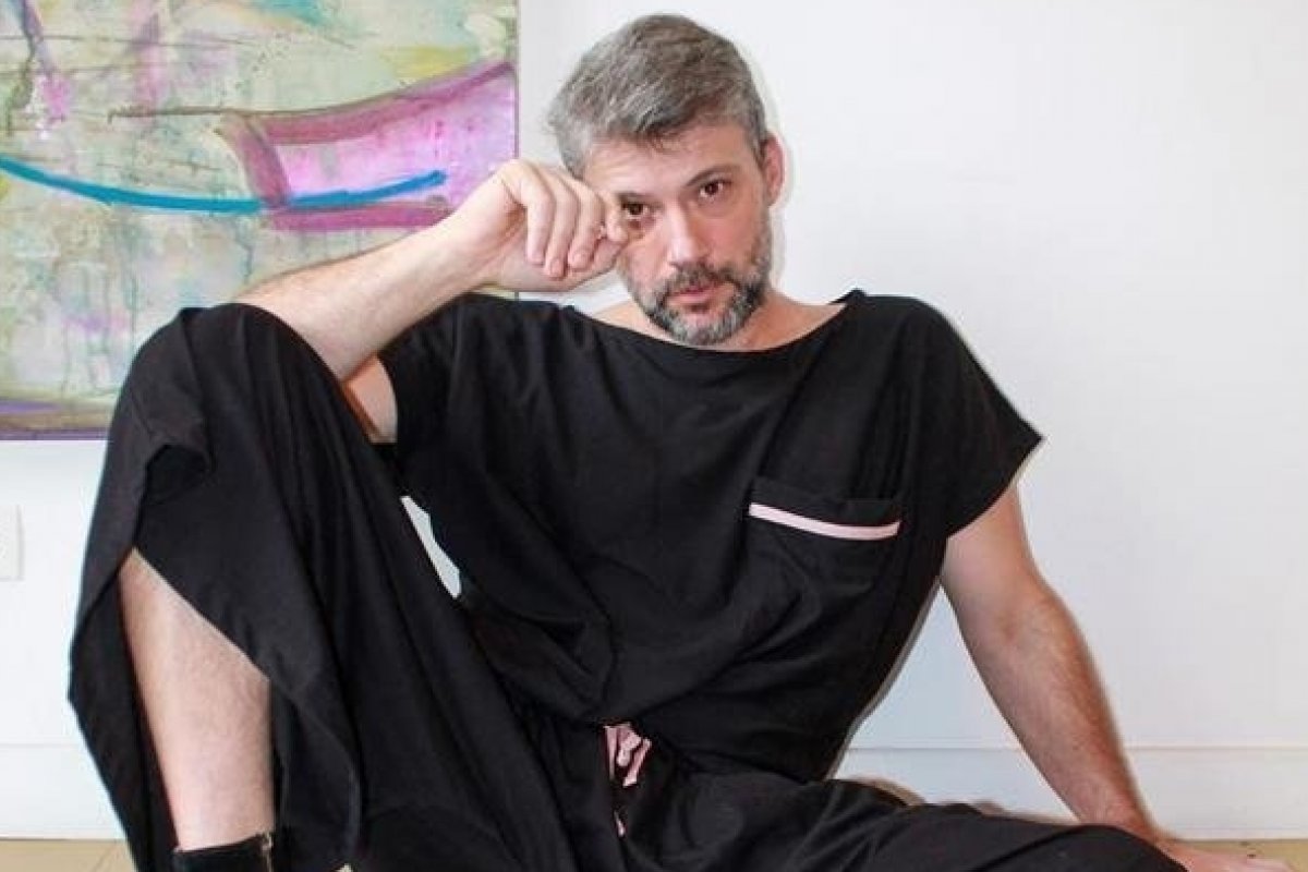 Estilista brasileiro lança coleção com tecido que protege contra o coronavírus