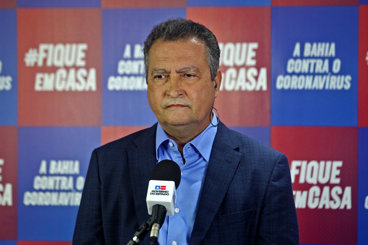 Trocou seis por meia dúzia