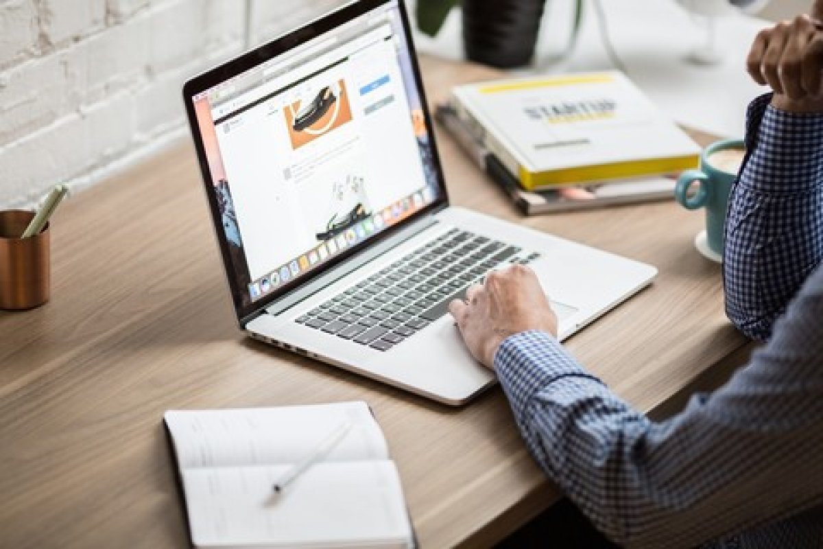 Empresas já aderem ao home office permanente