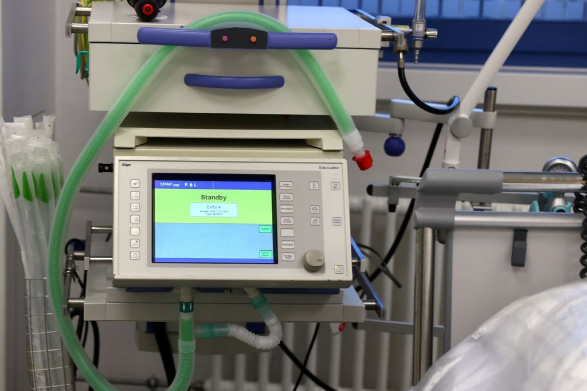 Feira de Santana recebe respiradores para abrir novos leitos de UTI