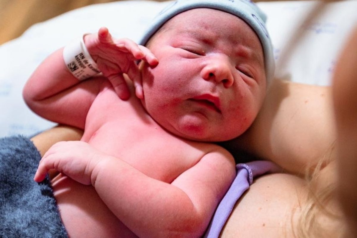 Ator Julio Rocha comemora a chegada do segundo filho