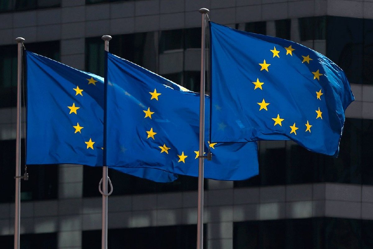 Membros da UE devem reabrir fronteiras externas em julho