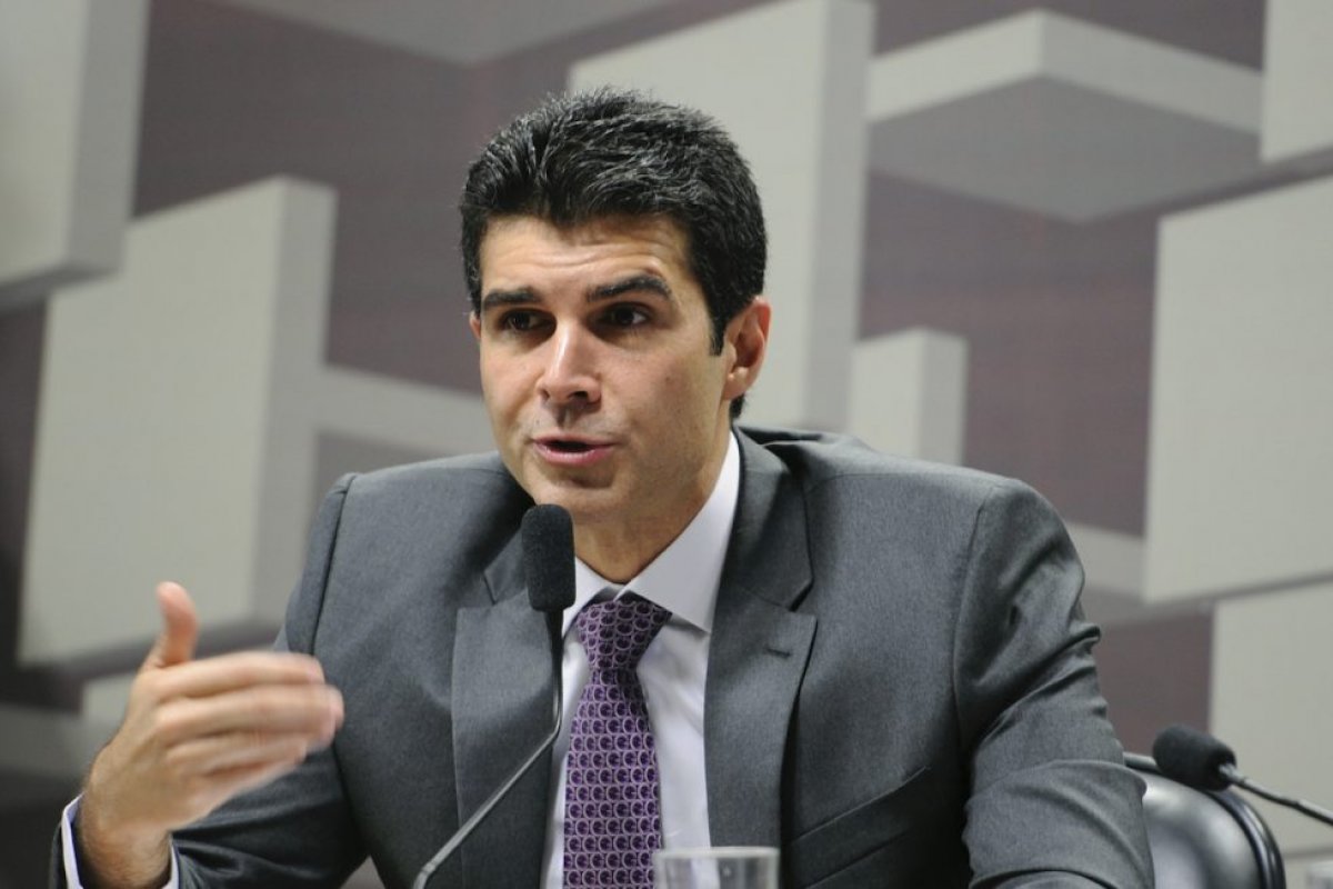 Governo do Pará tentou tirar investigação sobre fraudes na compra de respiradores da Polícia Federal