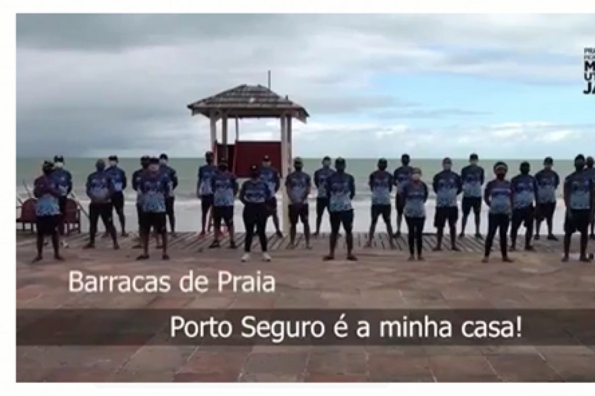 Veja vídeo: Porto Seguro cobra atenção de Rui Costa