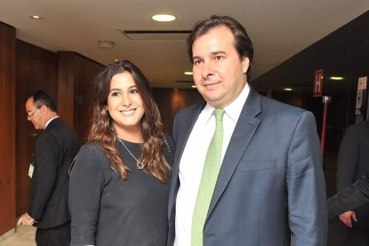 Filha de Rodrigo Maia é funcionária da CNN Brasil