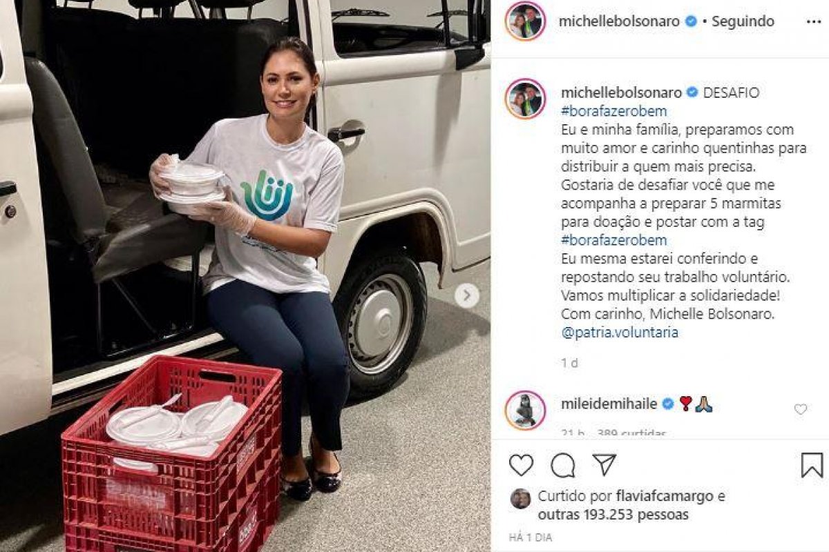 Michelle Bolsonaro prepara marmitas para distribuir durante pandemia