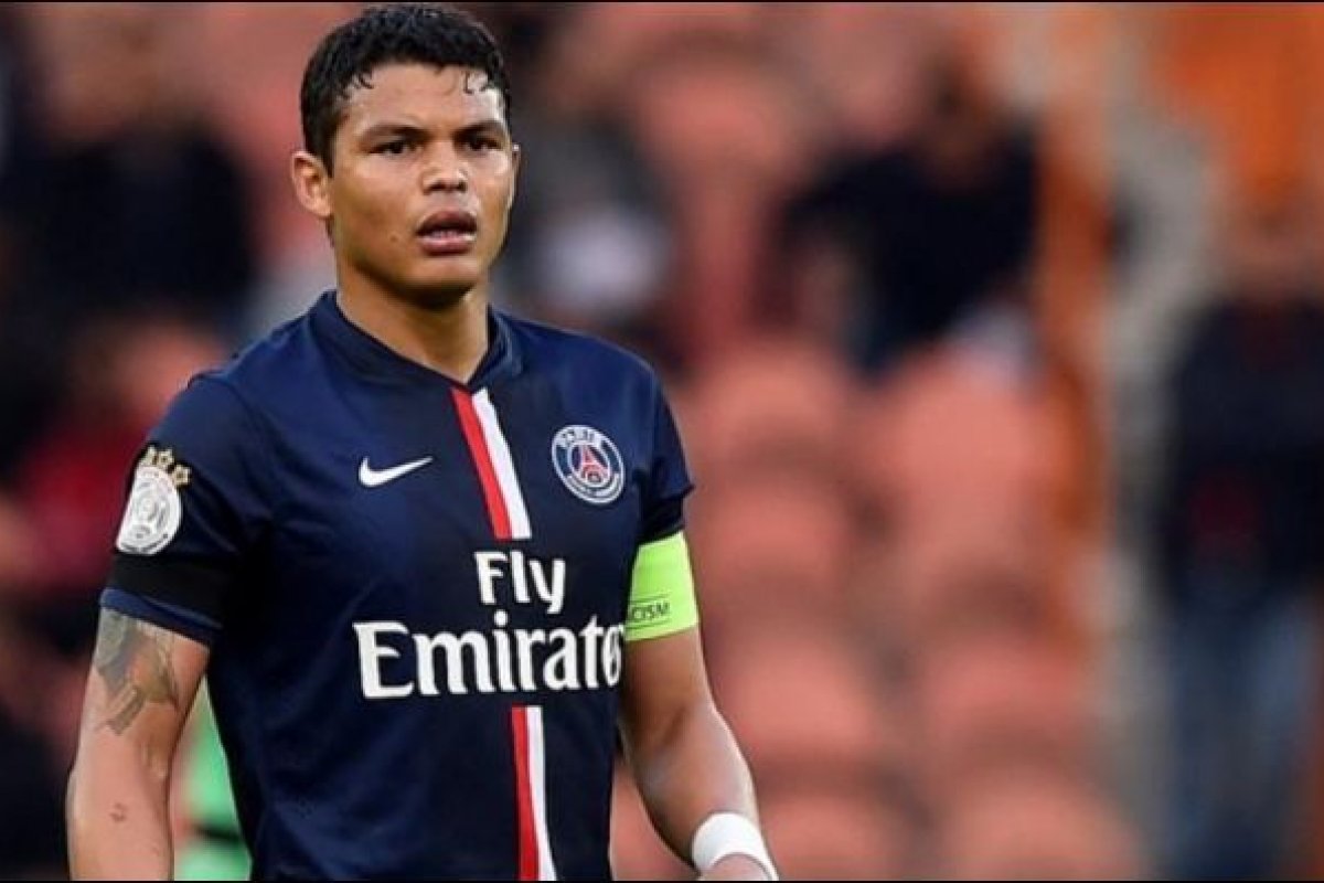 Ex-jogador do PSG critica Thiago Silva: “Limitado mentalmente e nunca foi como Sergio Ramos ou Van Dijk”