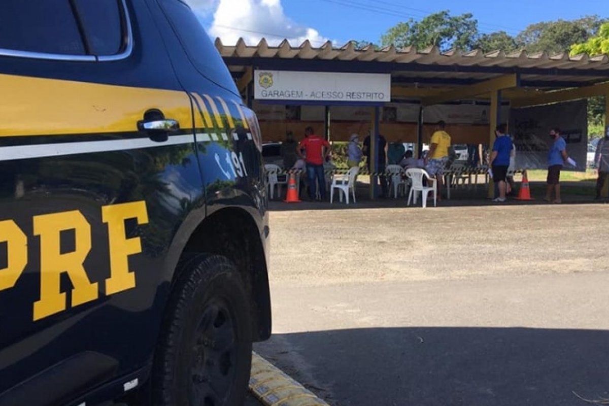 Caminhoneiros recebem ação de testes rápidos para a COVID-19