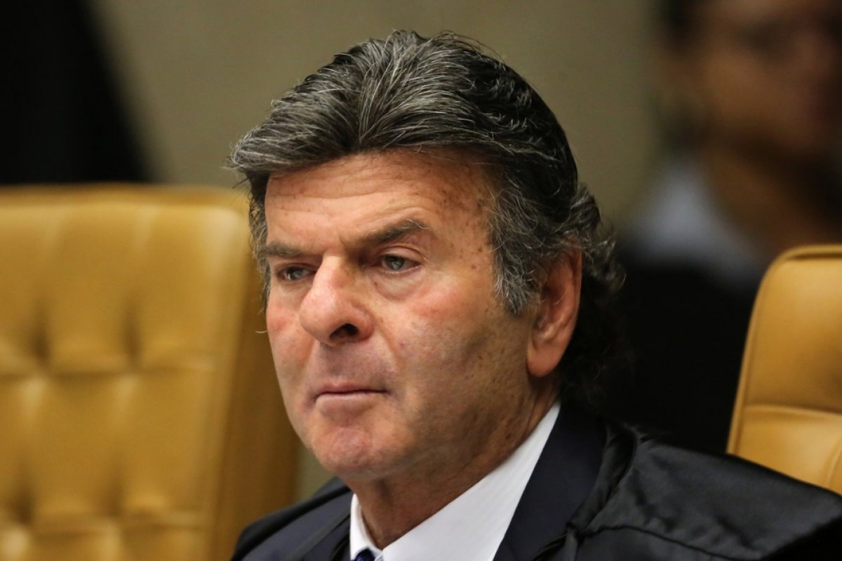 Fux decide que Forças Armadas não são poder moderador e não podem atender a ordens de interferência de um Poder em outro