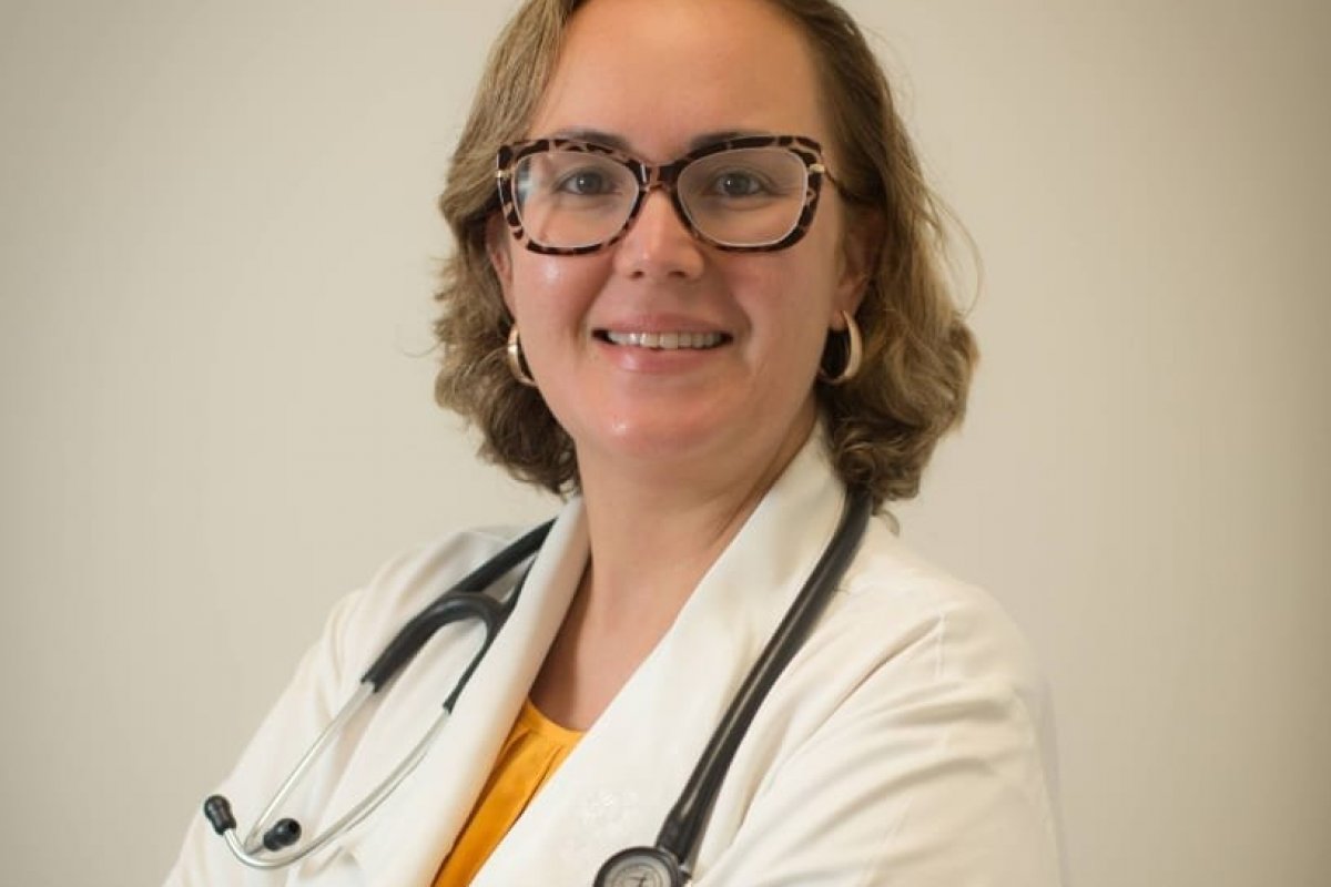 Tradicional nos festejos juninos, fumaça de fogueiras pode prejudicar pacientes que tiveram Covid-19