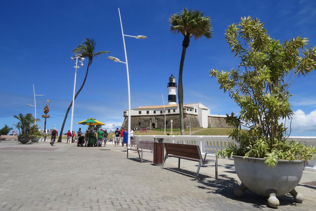 Prefeitura decreta fechamento de orla da Barra até Ondina