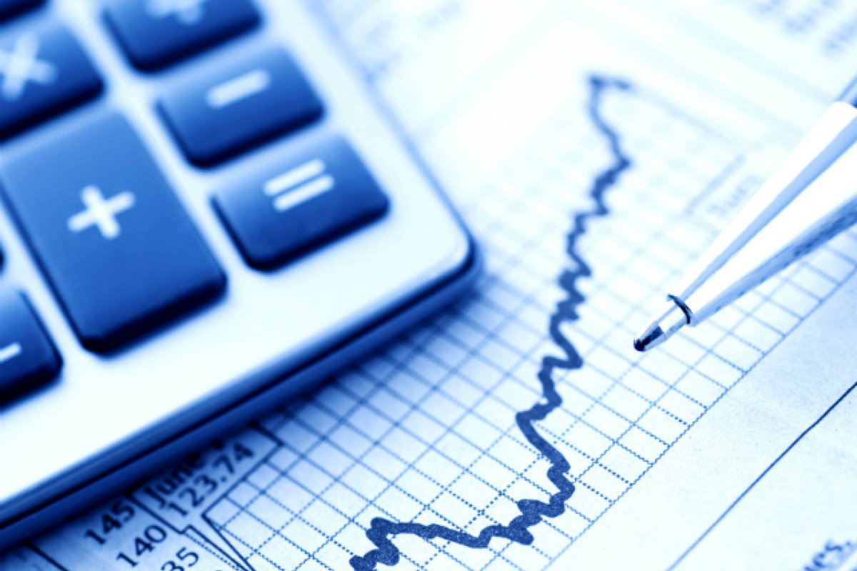 Mercado projeta queda de 6,52% no PIB brasileiro em 2020; este é o 18º corte consecutivo no ano