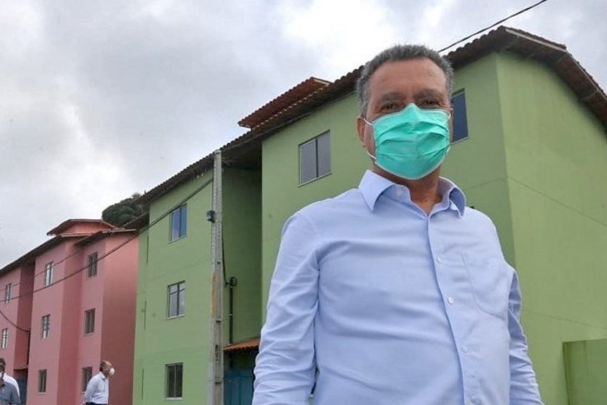 “Brasil quis tratar essa doença como homeopatia”, afirma Rui sobre demora da retomada das atividades