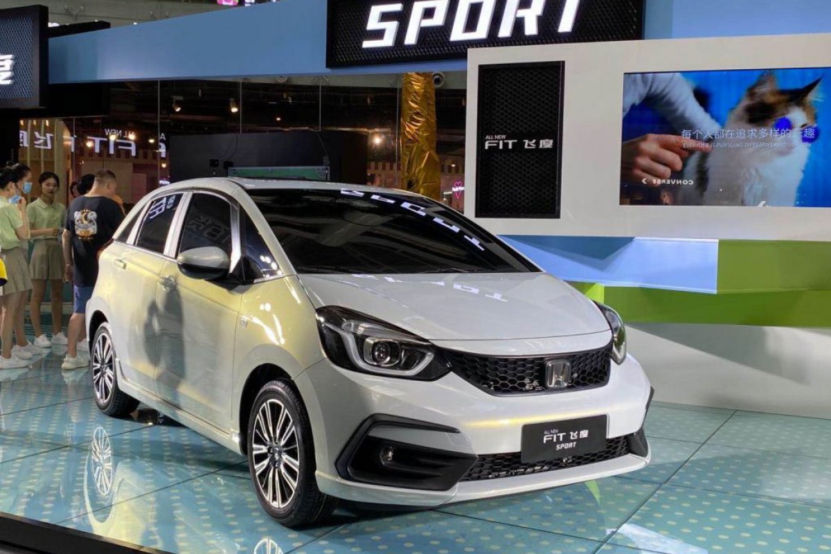Honda Fit chega à China com visual que deve estrear aqui