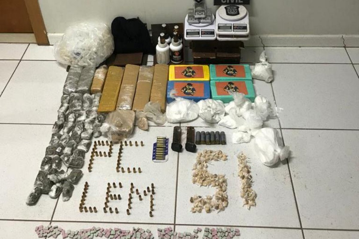 Local feito para armazenamento de drogas é desarticulado no oeste da Bahia