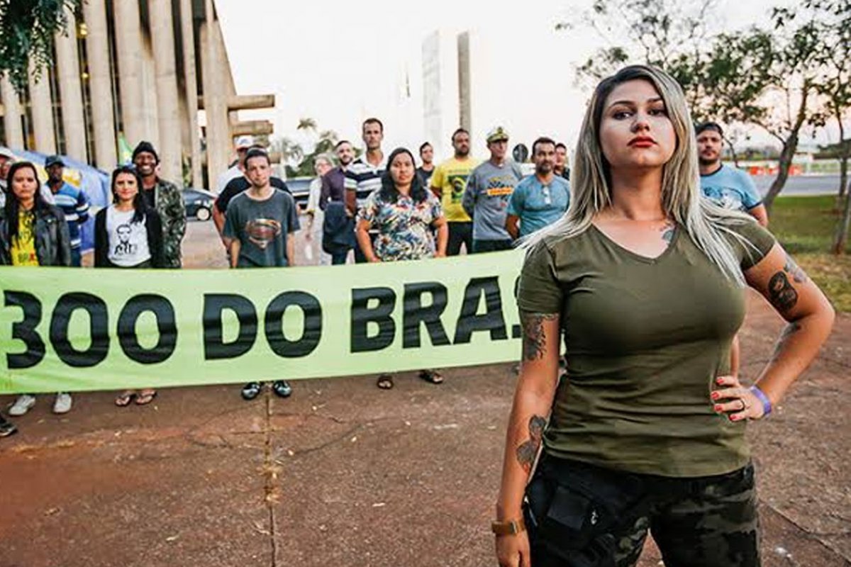 Sara Winter é transferida para presídio feminino do Distrito Federal