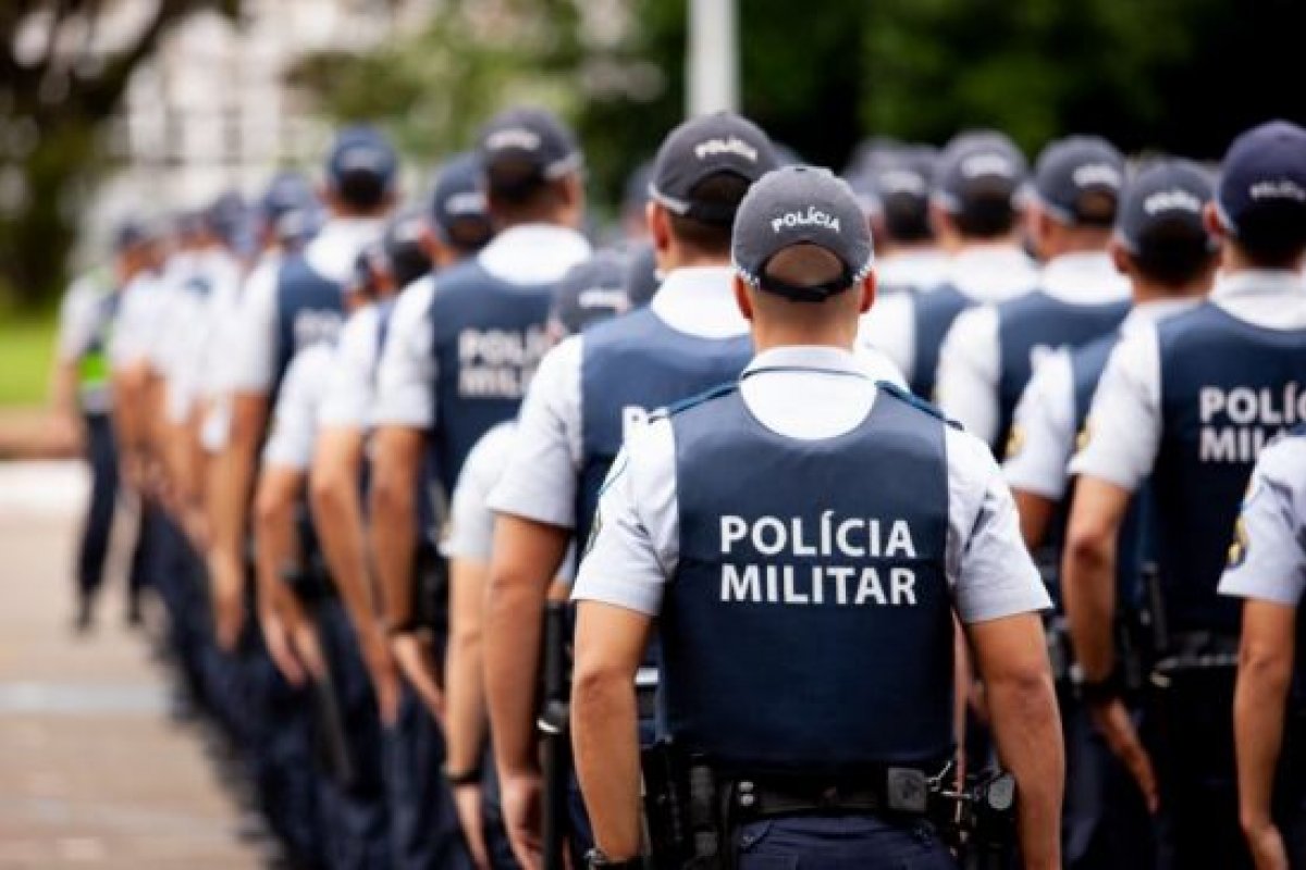 Apoio da PM ao presidente Jair Bolsonaro é maior do que aos governadores