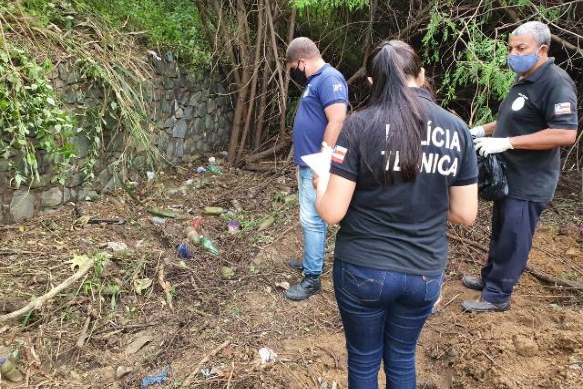 Ossada humana é encontrada durante escavações em Feira de Santana