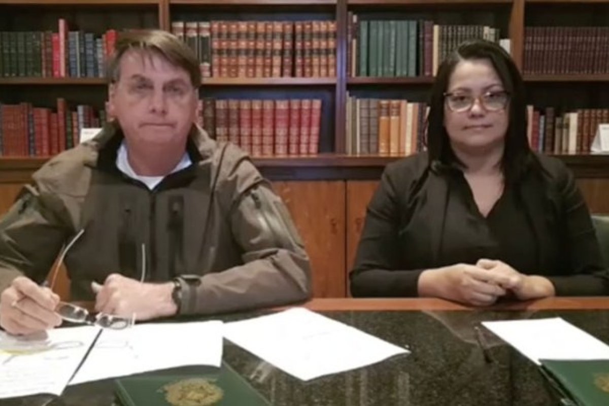 "Parecia que estavam prendendo o maior bandido da face da terra", diz Bolsonaro sobre prisão de Queiroz