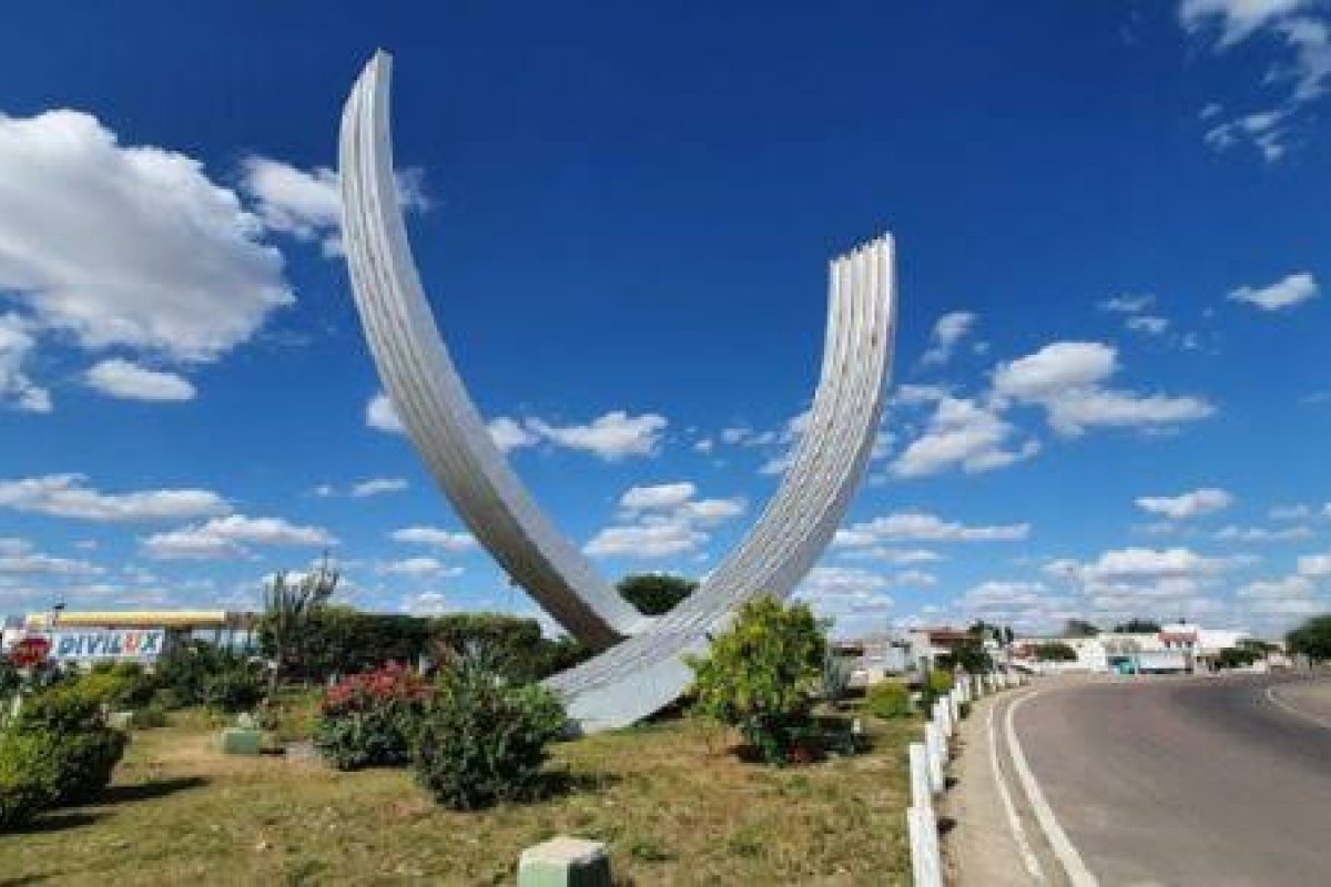 Capim Grosso decreta toque de recolher