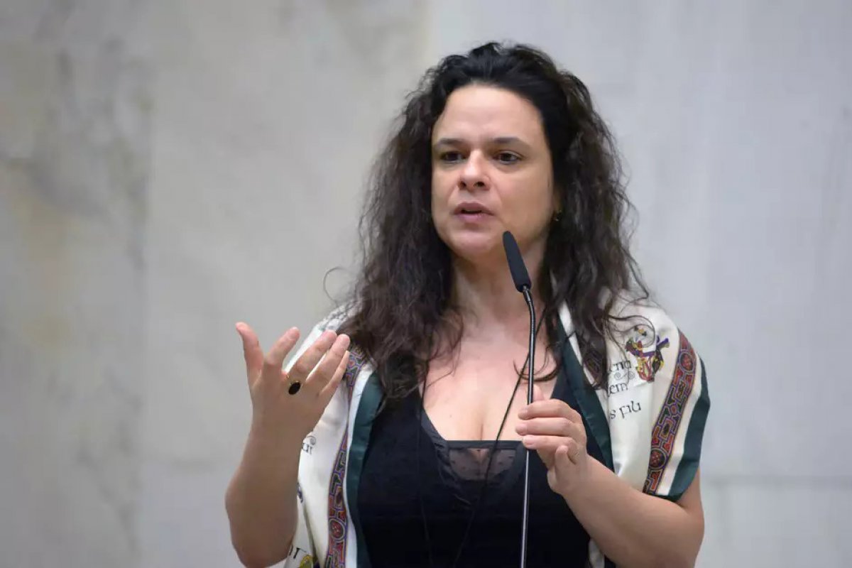 Janaína comenta voto de Marco Aurélio sobre inquérito das Fake News