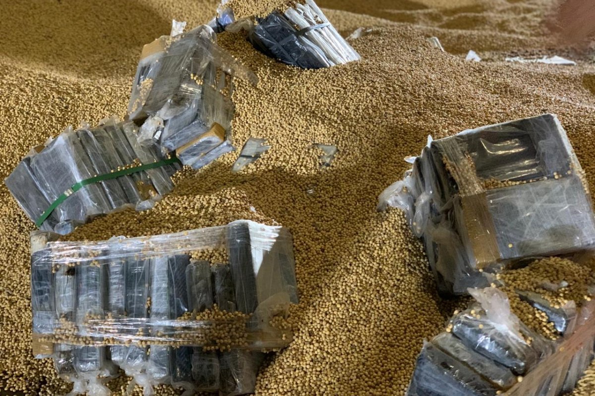 Polícia apreende mais de duas toneladas de cocaína no Porto de Ilheús