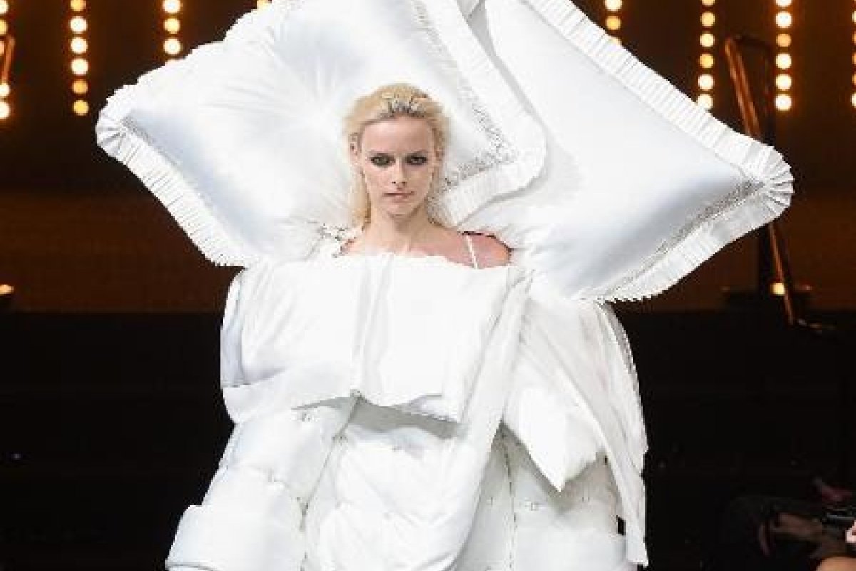 Dois poderosos grupos da moda recorrem a negociações para evitar falência